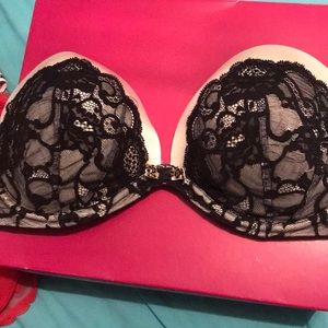 VS Strapless bra